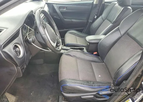 2018 Toyota Corolla L z USA, uszkodzony, nr VIN 5YFBURHE3JP762876